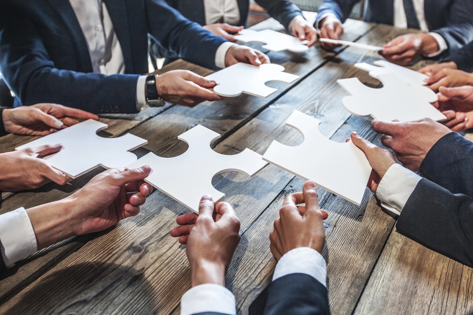 4 Benefits of Hiring HOA Management Services
